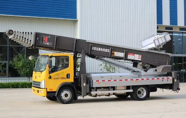 55M Ladder Lift Truck