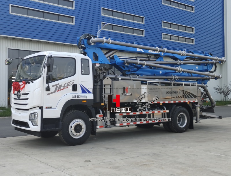 30M concrete pump truck