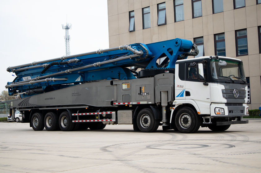 The difference between trailer concrete pump and concrete pump truck