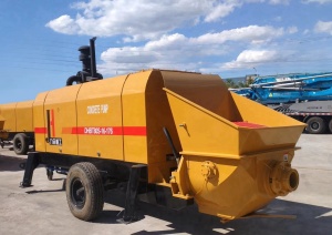 Maintenance of trailer concrete pump