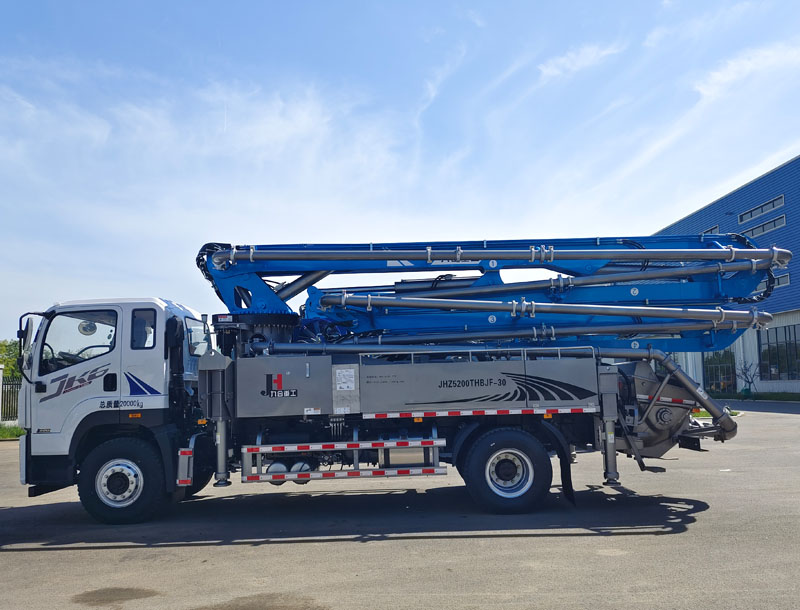 30M concrete pump truck