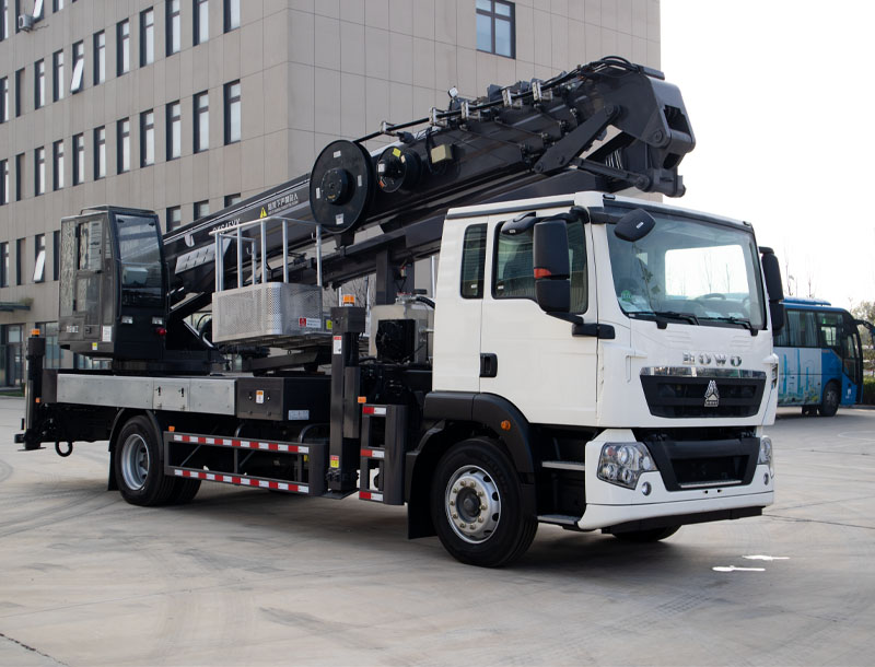 45MVK Aerial Lift Truck